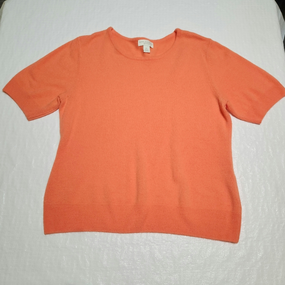 Appleseed's orange short sleeved acrylic sweater. Size LP